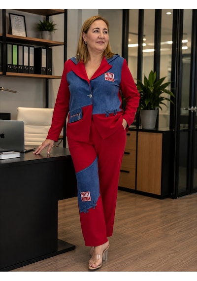 Büyük Beden Kapüşonlu Kruvaze Yaka Fermuarlı Cep Detayli Beli Lastikli Düz Paça Kadın Alt Üst Takım Kırmızı Büyük Beden Kapüşonlu Kruvaze Yaka Fermuarlı Cep Detayli Beli Lastikli Düz Paça Kadın Alt Üst Takım Kırmızı