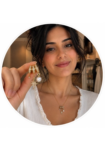 Zirkon Taşlı Yıldız Detay Sallantılı Charm Kolye Gold