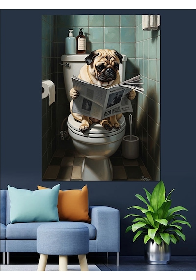 Ahşap Tablo Gazete Okuyan Pug Köpek Banyoda