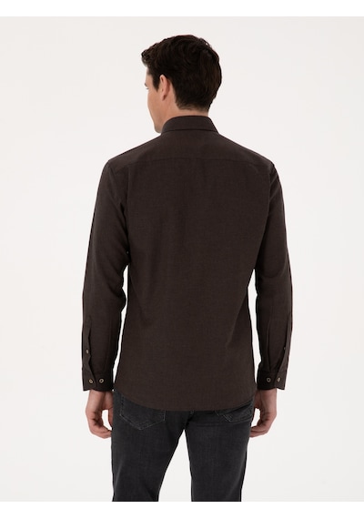 Cacharel Koyu Kahverengi Slim Fit %100 Pamuk Yakası Düğmeli Flanel Gömlek Cacharel Koyu Kahverengi Slim Fit %100 Pamuk Yakası Düğmeli Flanel Gömlek