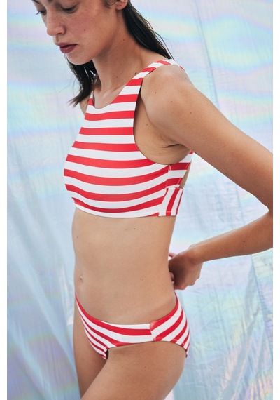Penti La Jolla Çizgili Slip Bikini Altı-Aysu Türkoğlu Koleksiyonu Penti La Jolla Çizgili Slip Bikini Altı-Aysu Türkoğlu Koleksiyonu