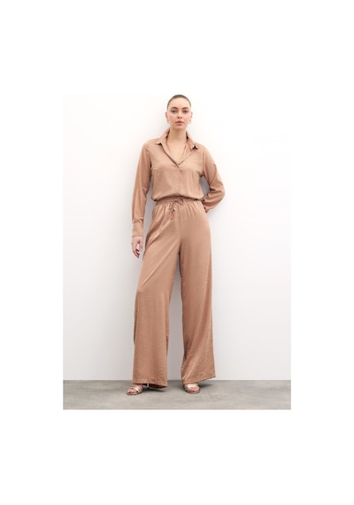 Sateen Desenli Düz Klasik Gömlek - Camel