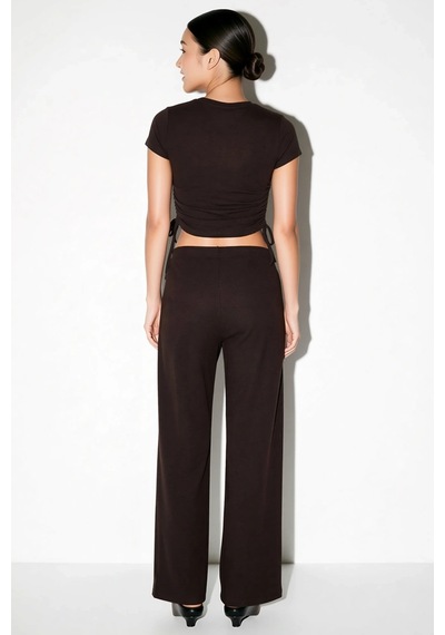 Benerly Kadın Kısa Kollu Bisiklet Yaka Crop Top İspanyol Paça Flare Panto Kahverengi Benerly Kadın Kısa Kollu Bisiklet Yaka Crop Top İspanyol Paça Flare Panto Kahverengi
