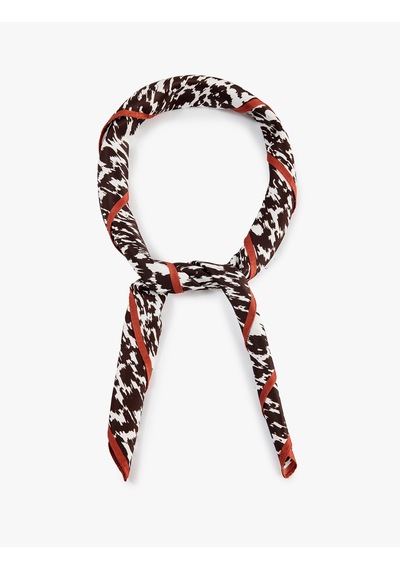 Koton Kontrast Kenar Şeritli Hayvan Desenli Saten Kare Fular Bandana Kahverengi 7wak50227aa Kahve