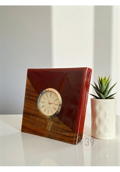Classic Ceviz & Epoksi Masa Saati Gümüş Kaplama Quartz Mekanizma El Yapımı Tasarım 15x15 Cm / 20x20 Cm Çok Renkli