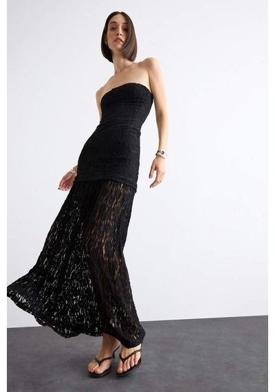 DeFacto Slim Fit Dar Kesim Vücudu Saran Dantel Straplez Siyah Maxi Elbise F8508AX25SMBK81