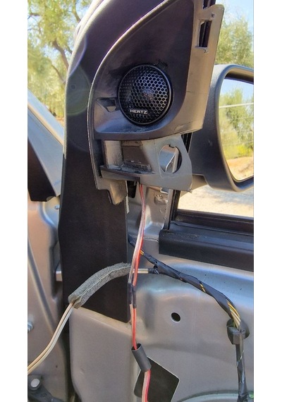 2004-2011 Ford Focus Tweeter Destek Halkası