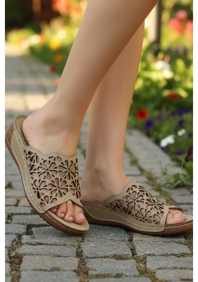 Napa Shoes Rahat Kalıp Lazer Detaylı Hakiki Deri Kadın Dolgu Topuk Terlik Napa-226l 164