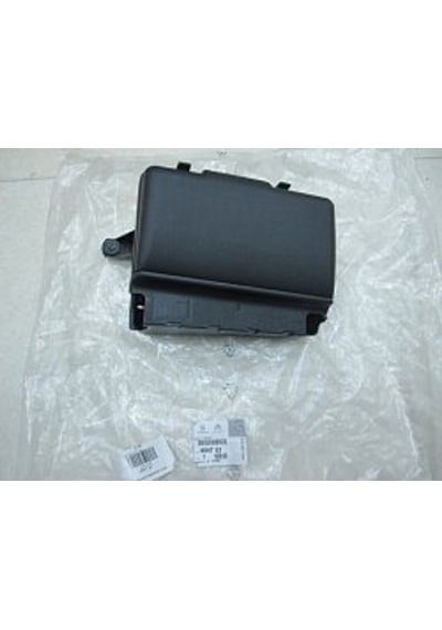 Peugeot 106 Sigorta Kutusu 6547.e2