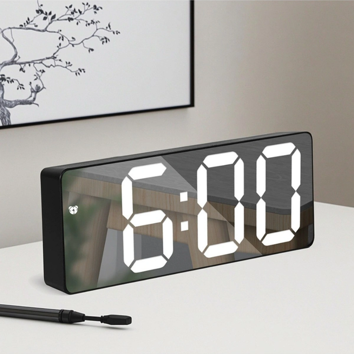 Dijital Masa Saati Alarm Erteleme, Gece Modu Ve Ses Kontrollü Akıllı Led Saat Siyah