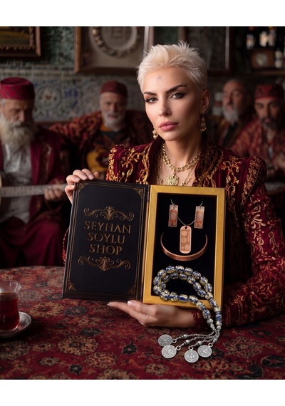 Özel Tasarım Kitap Kutulu Kadın Bakır Takı Seti Ve Tesbih Kombini - Kolye Küpe Bileklik Yüzük 5 Parça Otantik Şık Hediyelik - Doğum Günü Yıl Dönümü Anneler Günü Kadınlara Özel Gösterişli Hediye - N-00087 Özel Tasarım Kitap Kutulu Kadın Bakır Takı Seti Ve Tesbih Kombini - Kolye Küpe Bileklik Yüzük 5 Parça Otantik Şık Hediyelik - Doğum Günü Yıl Dönümü Anneler Günü Kadınlara Özel Gösterişli Hediye - N-00087