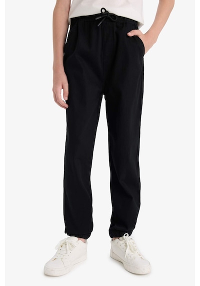 DeFacto Erkek Çocuk Beli Bağcıklı Lastikli Paça Cepli Basic Düz Siyah Jogger Gabardin Pantolon A9395A824WNBK81 DeFacto Erkek Çocuk Beli Bağcıklı Lastikli Paça Cepli Basic Düz Siyah Jogger Gabardin Pantolon A9395A824WNBK81