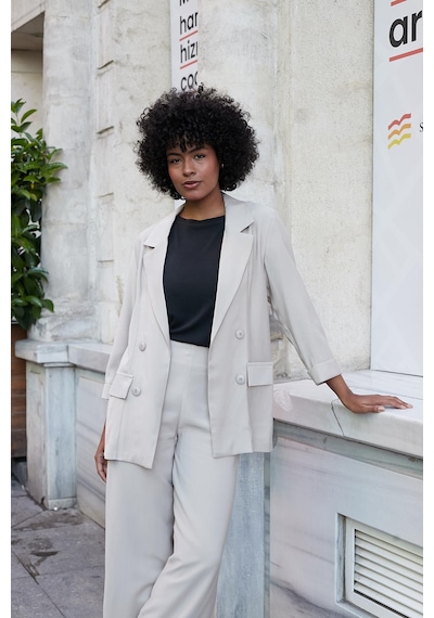 Kadın İpeksi Dokulu Modal Kumaş Yakalı Cep Kapaklı Oversize Salaş Blazer Ceket-açık Vizon A.vizon Kadın İpeksi Dokulu Modal Kumaş Yakalı Cep Kapaklı Oversize Salaş Blazer Ceket-açık Vizon A.vizon