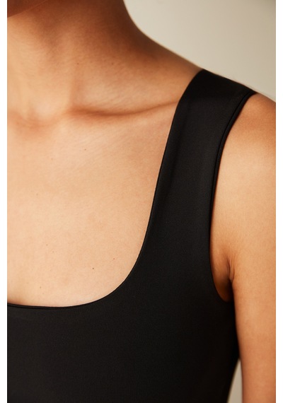 Penti Square Neck Siyah Üst