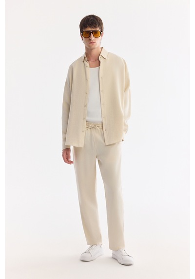 Avva Erkek Ekru Alttan Britli Yaka Nefes Alan Modal Karışımlı Soft Touch Oversize Fit Gömlek A61y2168