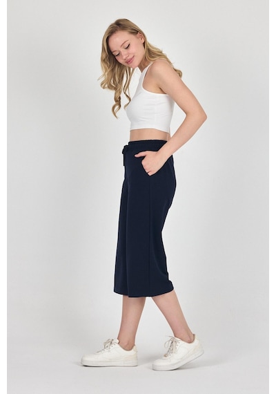 Comeor Yüksek Bel Cepli Rahat Kesim Mevsimlik Kadın Diz Altı Bermuda Lacivert Kapri Şort Lacivert