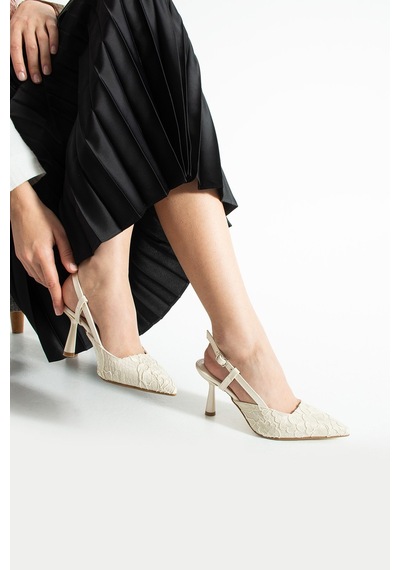 Lebibe Shoes Lısa Kadın Ekru Sivri Burun 7 Cm Topuklu Çiçek Dantel Desenli Rugan Slingback Ayakkabı