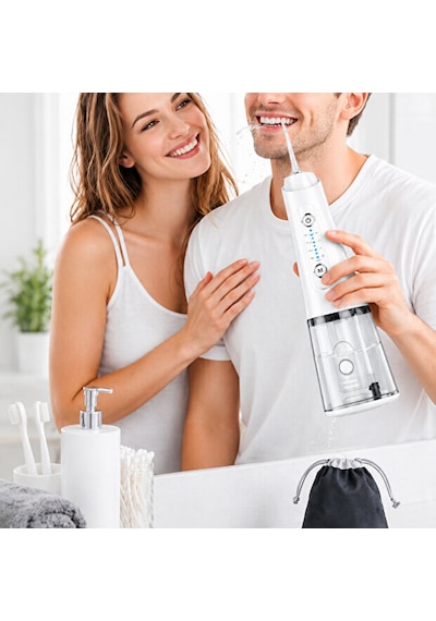 Ağız Duşu Şarjlı 320 Ml Su Hazneli 4 Modlu Su Geçirmez Taşınabilir Oral Irrigator 5 Başlıklı Derin Temizlik Type-c