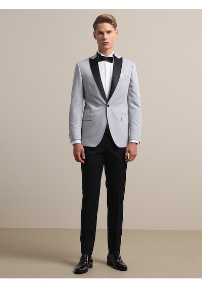 Kip Açık Gri Slim Fit Kelebek Yaka Dokuma Smokin Takım Elbise Çok Renkli Kip Açık Gri Slim Fit Kelebek Yaka Dokuma Smokin Takım Elbise Çok Renkli