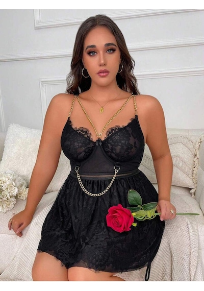 New Dreams Modern Şık Elegant Tasarım Dikkat Çekici Dantelli Siyah Etekli Jartiyer Gecelik Siyah