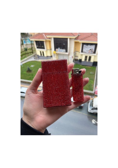 Sigara Kutusu Ve Çakmak Kısa Kalın Kırmızı Taşlı  Anahtarlık