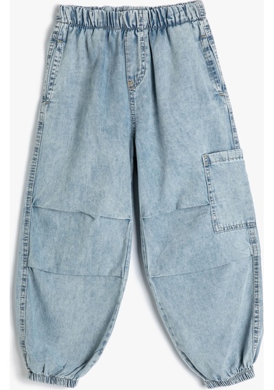 Koton Kot Pantolon Kat Detaylı Cepli Pamuklu - Parachute Jean Lıght Indıgo 4skb40014td 4SKB40014TDLIN Açık Mavi Koton Kot Pantolon Kat Detaylı Cepli Pamuklu - Parachute Jean Lıght Indıgo 4skb40014td 4SKB40014TDLIN Açık Mavi