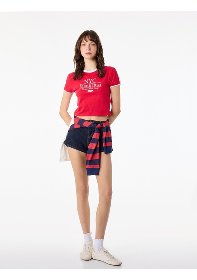 Koton Slim Fit Kısa Kollu Bisiklet Yaka Pamuklu Biyeli Baskılı Tişört Kırmızı 6sal10786ık Koton Slim Fit Kısa Kollu Bisiklet Yaka Pamuklu Biyeli Baskılı Tişört Kırmızı 6sal10786ık