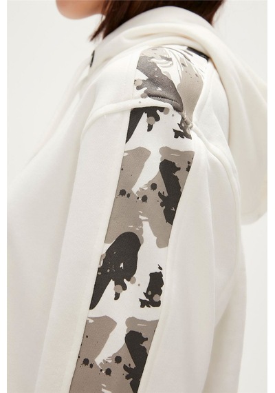 Bad Bear Gwen Kadın Beyaz Sweatshirt 23.04.12.010-c04 001