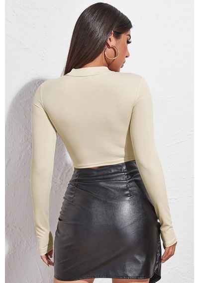 Moda Dua Kadın Ekru Göğüs Dekolteli Uzun Kollu Cut Out Crop Top Bluz