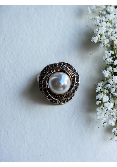 Black Diamond Taşlı Inci Yüzük Gri