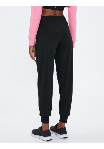 Koton Jogger Eşofman Altı Cep Detaylı Beli Bağcıklı Siyah 4wak40022nk 4WAK40022NK999 Siyah Koton Jogger Eşofman Altı Cep Detaylı Beli Bağcıklı Siyah 4wak40022nk 4WAK40022NK999 Siyah