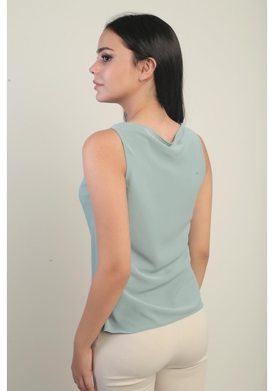 By Saygı Kadın Degaje Yaka Kolsuz Krep Saten Bluz-41065 Mint By Saygı Kadın Degaje Yaka Kolsuz Krep Saten Bluz-41065 Mint