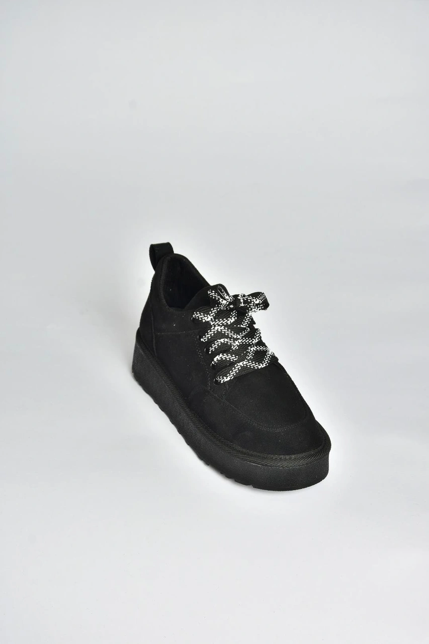 Fox Shoes V602045402 Siyah Süet Kalın Tabanlı Günlük Kadın Ayakkabı Siyah-süet