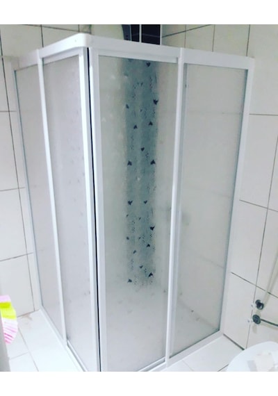 Teknesiz Kare Duşakabin Plastik Camlı Beyaz Profilli Beyaz