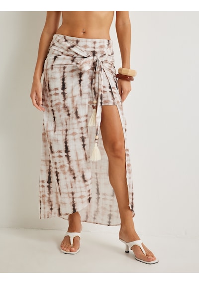 Koton Koton X Şahika Ercümen - Midi Boy Sarong Etek Batik Desenli Yüksek Bel Pamuklu Kahverengi Desenli 4sak70266ew Kahverengi