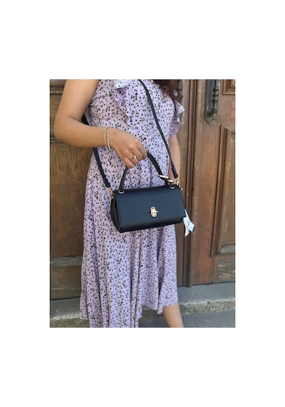 Just Polo Kadın Yeni Sezon Aksesuar Detaylı Çapraz Ayarlanabilir Askılı Şık El & Omuz Çantası Ebat 22 X 11 Cm Siyah 65870740