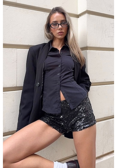 Madmext Siyah Vücuda Oturan Slim Fit Kadın Gömlek Mg2659 Siyah