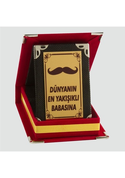 Dünyanın En Yakışıklı Babasına Plaketi 1