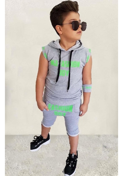 Riccotarz Erkek Çocuk Fashıon Boy Yazı Baskılı Kapişonlu Kolsuz Sweatshirt Gri Şortlu Takım 001 Riccotarz Erkek Çocuk Fashıon Boy Yazı Baskılı Kapişonlu Kolsuz Sweatshirt Gri Şortlu Takım 001