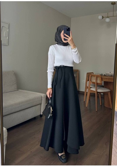 Unika Boutique Kadın Yandan Bağlamalı Tesettür Uzun Kot Etek Siyah