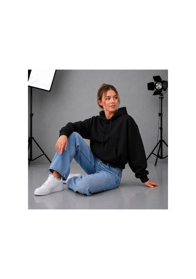 Herkesemoda Kadın Cepli Kapüşonlu 2 İplik Şardonlu Crop Boy Oversize Sweatshirt Siyah