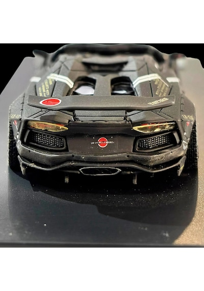 Liberty Walk 1/64 Lamborghini Lb 700 116/500 Limited Edition