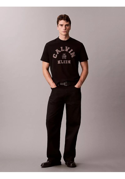 Calvin Klein Kısa Kollu 20s Ln Calvin College Grafik Baskılı Erkek Siyah T-shirt Lv04re810g-ub1 Siyah Calvin Klein Kısa Kollu 20s Ln Calvin College Grafik Baskılı Erkek Siyah T-shirt Lv04re810g-ub1 Siyah
