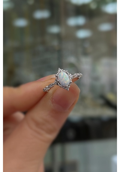 925 Ayar Gümüş Oval Beyaz Opal Taşlı Vintage Yüzük Gümüş
