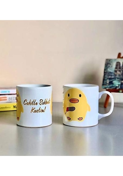 Cahille Sohbeti Kesen Civciv Tasarımlı Kupa Açık Ahşap