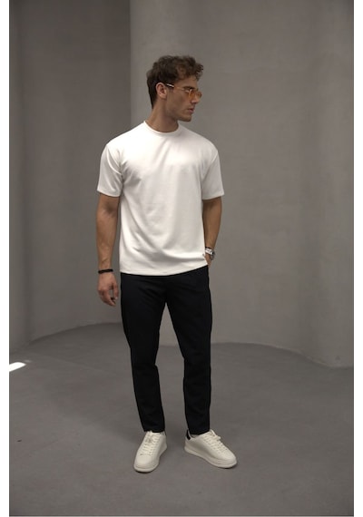 Bürke Beyaz Renk Standart Kalıp Basic Bisiklet Yaka T-shirt