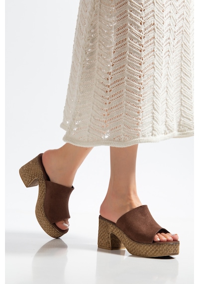 Bahrina Kadın Kahve Süet Trend Topuklu Şık Platform Terlik Kahve Süet