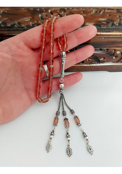 Özel El İşi Kapsül Kesim Full Gümüş İmame Gümüş Püskül Işıklı Kutusuyla Efsane Zültanit Tesbih... Ölçü: 6,5 X 9,5 Açık Pembe Özel El İşi Kapsül Kesim Full Gümüş İmame Gümüş Püskül Işıklı Kutusuyla Efsane Zültanit Tesbih... Ölçü: 6,5 X 9,5 Açık Pembe