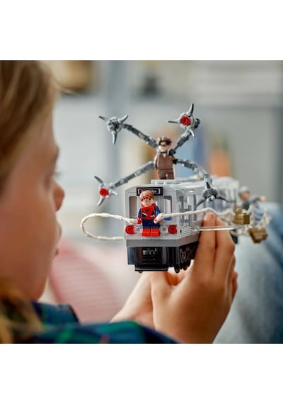 LEGO® ǀ Marvel Örümcek Adam ile Doktor Oktopus Metro Sahnesi 76321 - 9 Yaş ve Üzeri Çocuklar için Yaratıcı Oyuncak Yapım Seti (393 Parça) LEGO® ǀ Marvel Örümcek Adam ile Doktor Oktopus Metro Sahnesi 76321 - 9 Yaş ve Üzeri Çocuklar için Yaratıcı Oyuncak Yapım Seti (393 Parça)