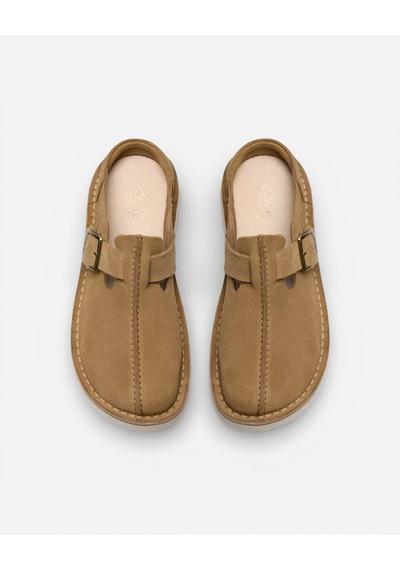 Clarks Solsbury Mule. Dark Sand Suede Kadın Bej Terlik 26184168
